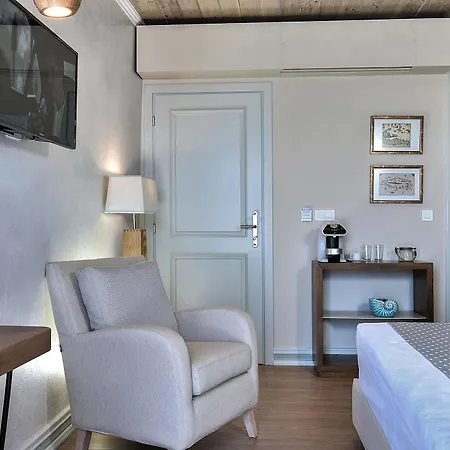 Elia Zampeliou Hotel (Adults Only) 3*